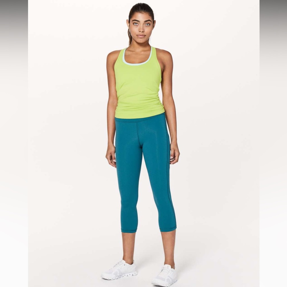 Lululemon Ready to Race Crop Deep Cove Size 8 EUC!